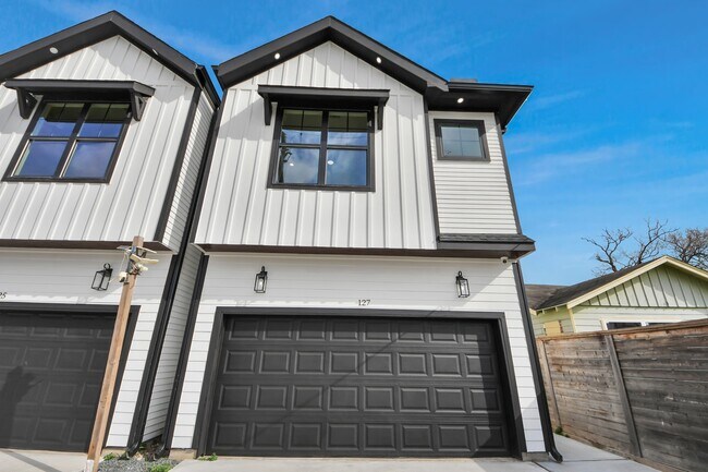 Foto del edificio - 127 E 38th St