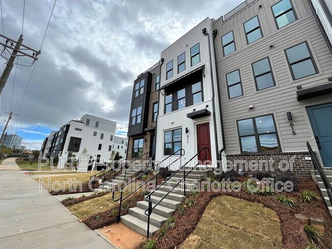 Foto del edificio - 611 W Tremont Ave