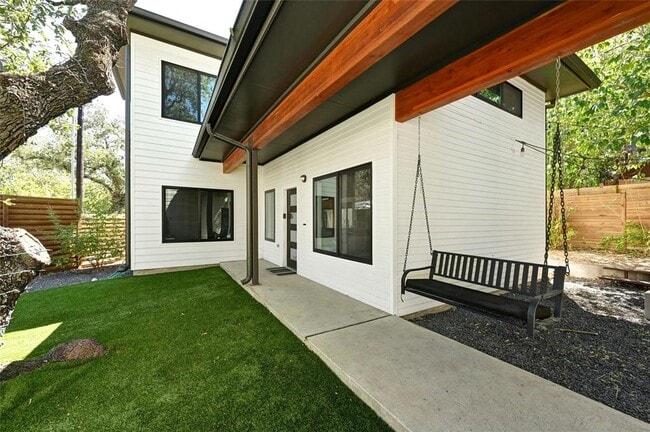 Foto del edificio - 407 S Park Dr