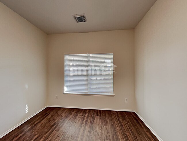 Building Photo - 20111 Niagara Falls Drive