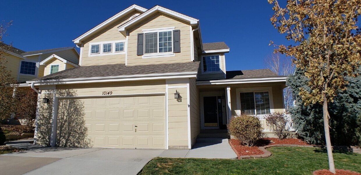 10149 S Royal Eagle Ln, Littleton, CO 80129 Room for Rent in