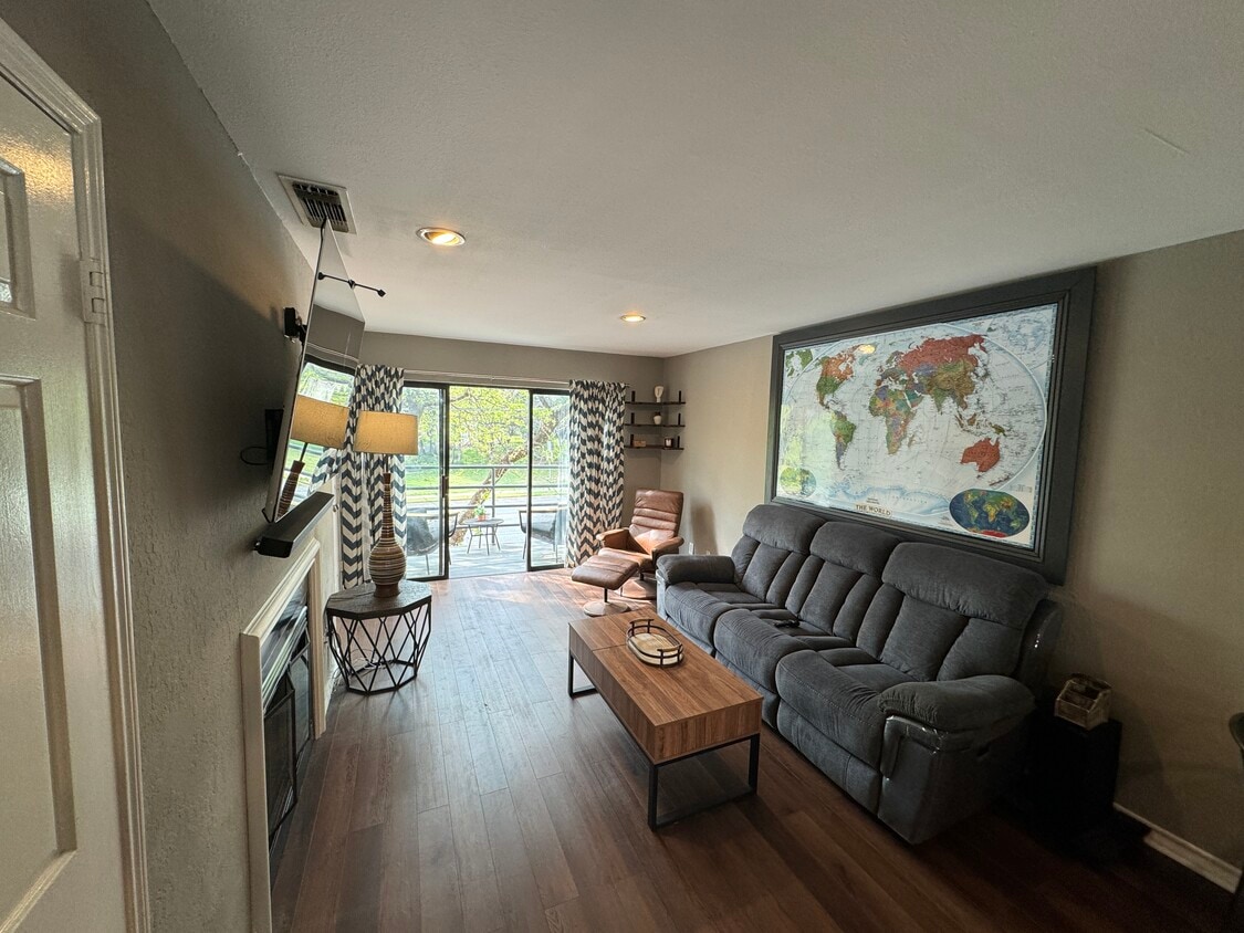 Photo - 2605 Enfield Rd (Austin, TX)
