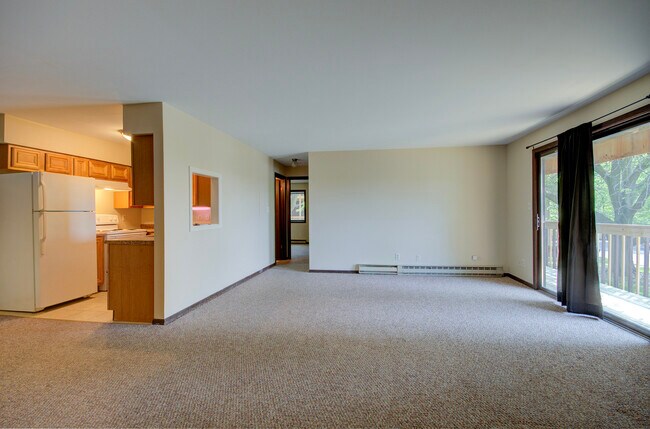 Building Photo - 2230 Oneida St