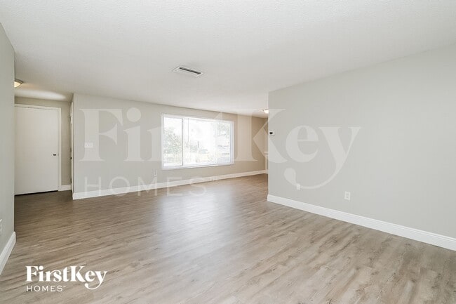 Building Photo - 3641 Windham Dr