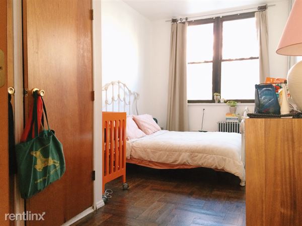 Foto del edificio - 106 Greenpoint Ave