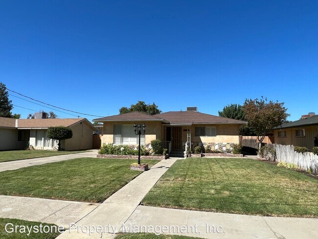 Building Photo - 2 br, 1 bath House - 1215 Arizona Ave