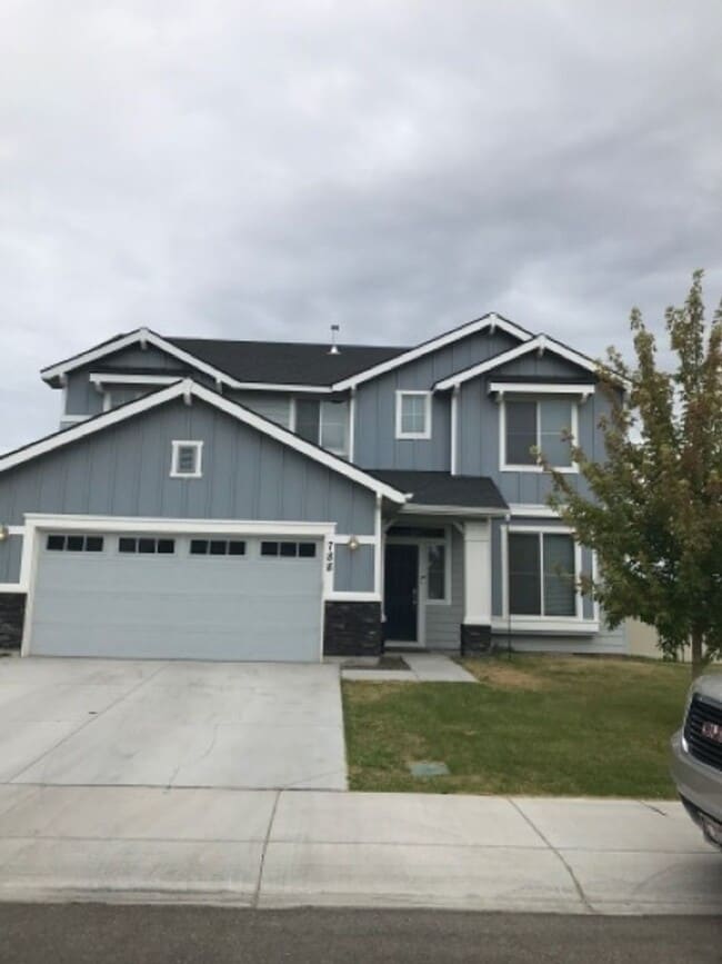 Building Photo - 788 Pronghorn Dr