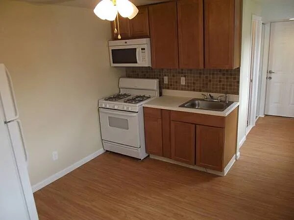 Foto del edificio - 162 42nd St
