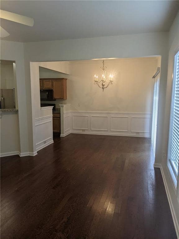 Foto del edificio - 5615 Crestwick Wy