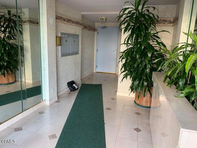 Foto del edificio - 1811 Manning Ave