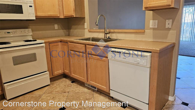 Building Photo - 3 br, 2 bath House - 10326 W. Bantam St