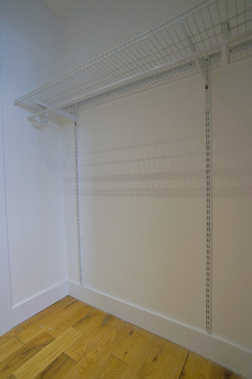 Foto del edificio - 532 E 5th St