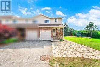 Building Photo - 360-360 Cornridge Pl