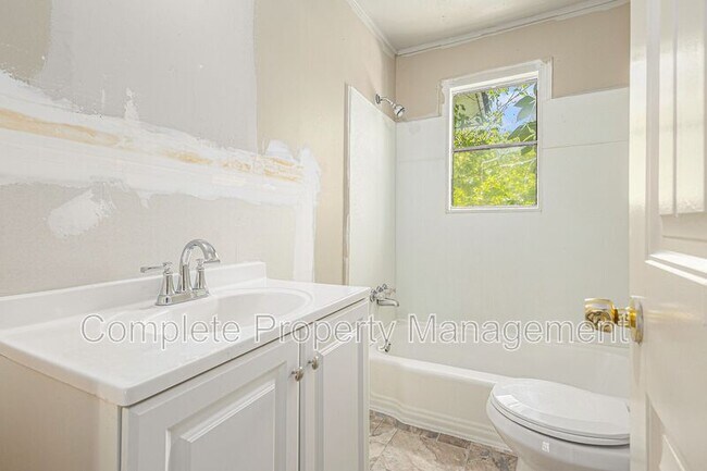 Foto del edificio - 2737 24th St SW