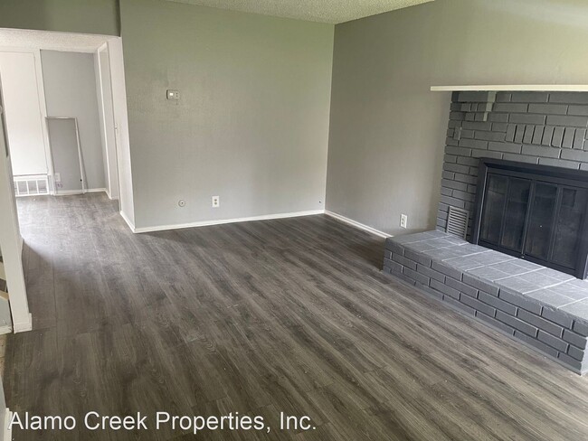 Building Photo - 3 br, 1.5 bath House - 309 Eldridge Ave