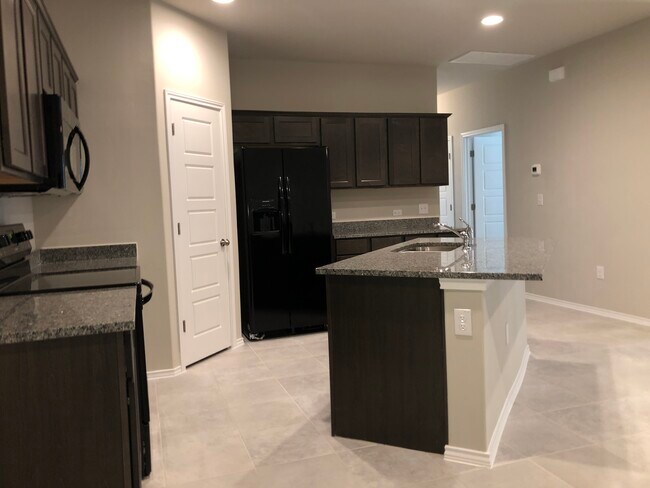 Foto del edificio - 1807 Davidson Ranch Dr