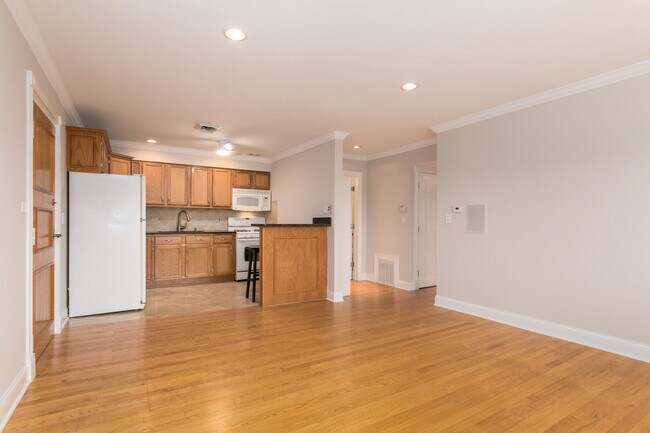 Foto del edificio - 3848 25th Ave