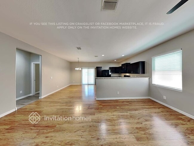 Building Photo - 4131 S 81st Dr