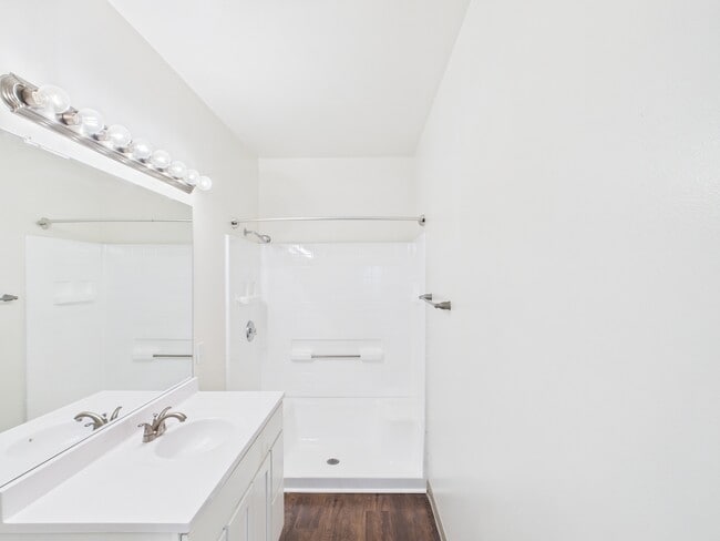 Building Photo - Botanica Cottages