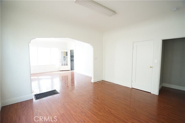 Foto del edificio - 1336 Elm St