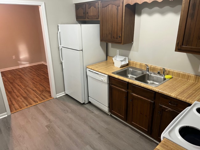 Building Photo - 107 Molloy Ct