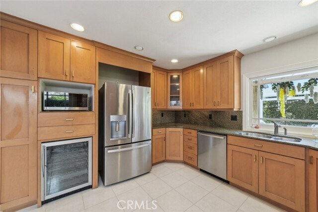 Foto del edificio - 17675 Rainglen Ln