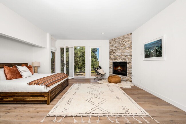 Foto del edificio - 3200 Santa Maria Rd