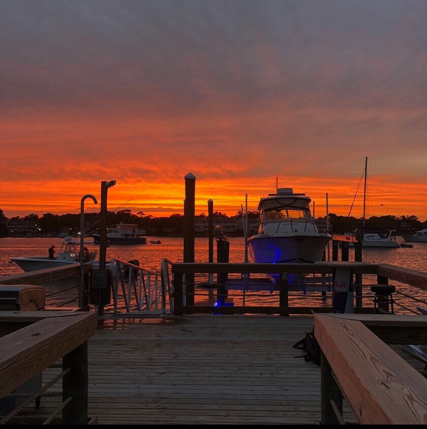 1005 Canal Dr, Carolina Beach, NC 28428 - House Rental in Carolina