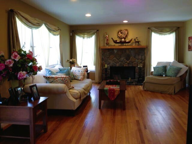 Foto del edificio - 157 Little Plains Rd