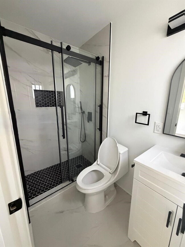 Building Photo - 3860 NW 208th St