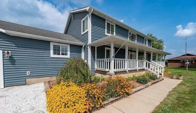 Foto del edificio - Cute 5 Bedroom in Country Setting Close to...