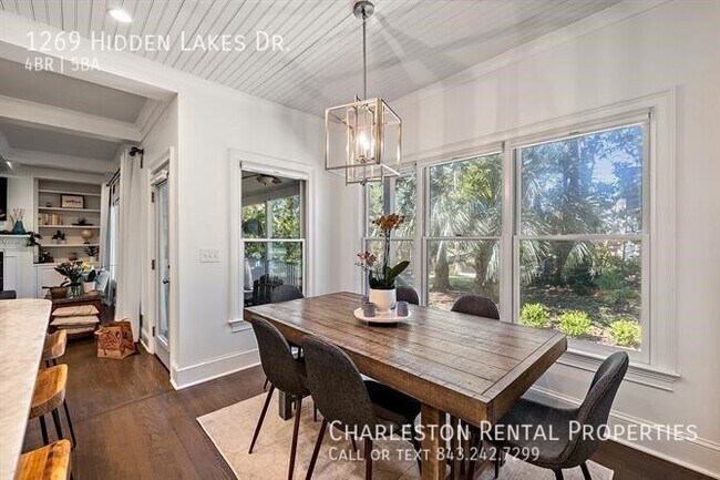 Photo - 1269 Hidden Lakes Dr House