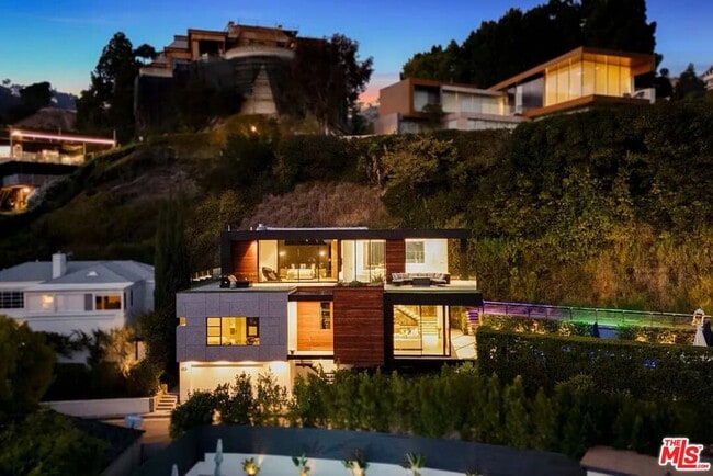 Foto del edificio - 1331 Belfast Dr