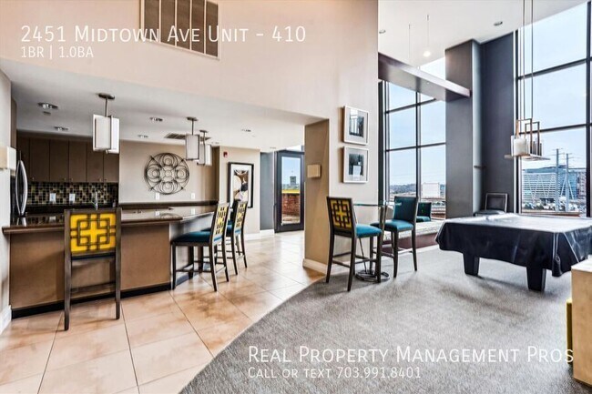 Foto del edificio - 2451 Midtown Ave
