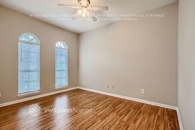 Building Photo - 11989 Collins Creek Dr