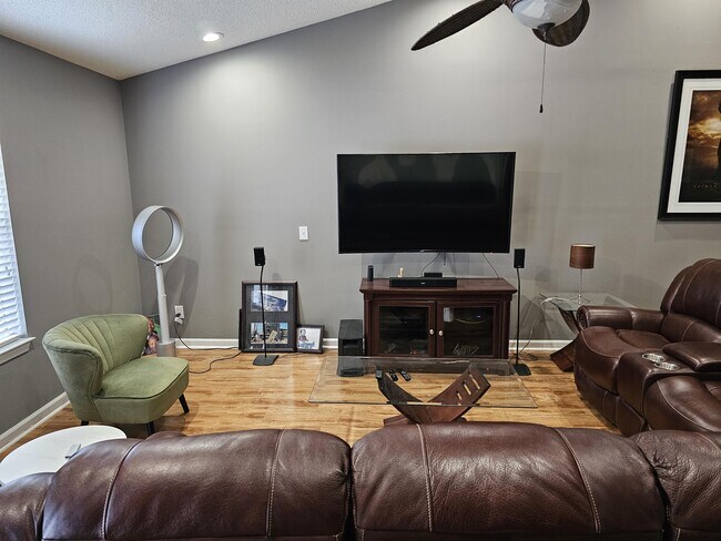Foto del edificio - 126 Fair Haven Way