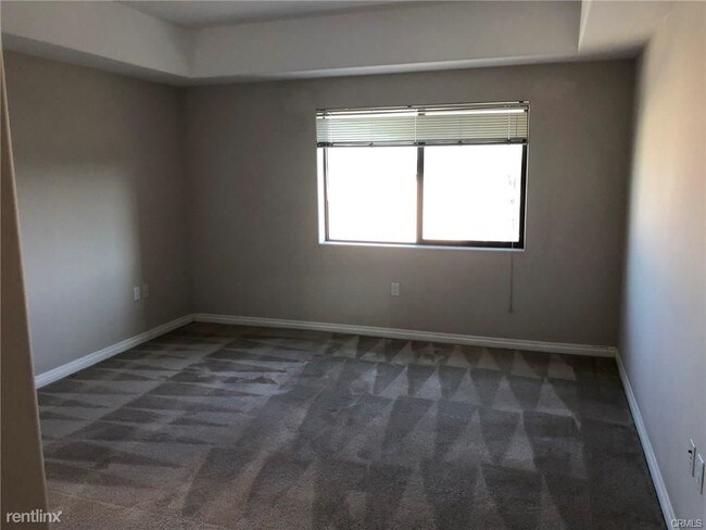 Building Photo - 550 N Atlantic Blvd