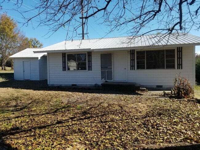 Building Photo - 343 Stallings St