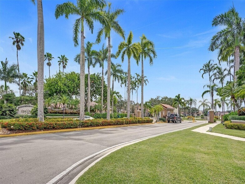 Building Photo - 16120 Emerald Cove Rd