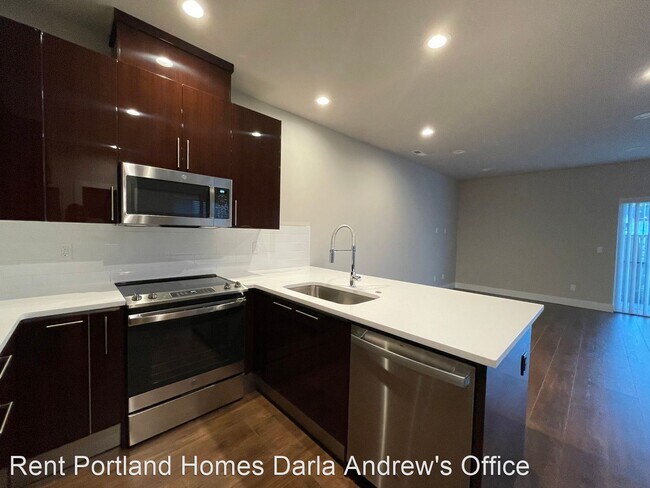 Foto del edificio - 3 br, 2.5 bath House - 16524 SE Shimmering...