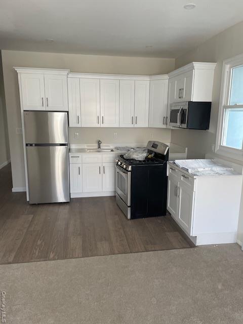 Foto del edificio - 60-78-6060 60th Ave