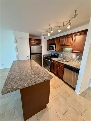 Building Photo - 3883 Turtle Creek Blvd