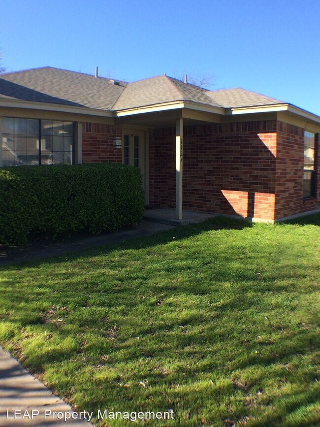 Foto del edificio - 3 br, 2 bath House - 112 Myers Drive #A