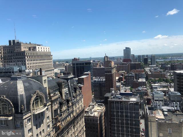 Foto del edificio - 1425 Locust St