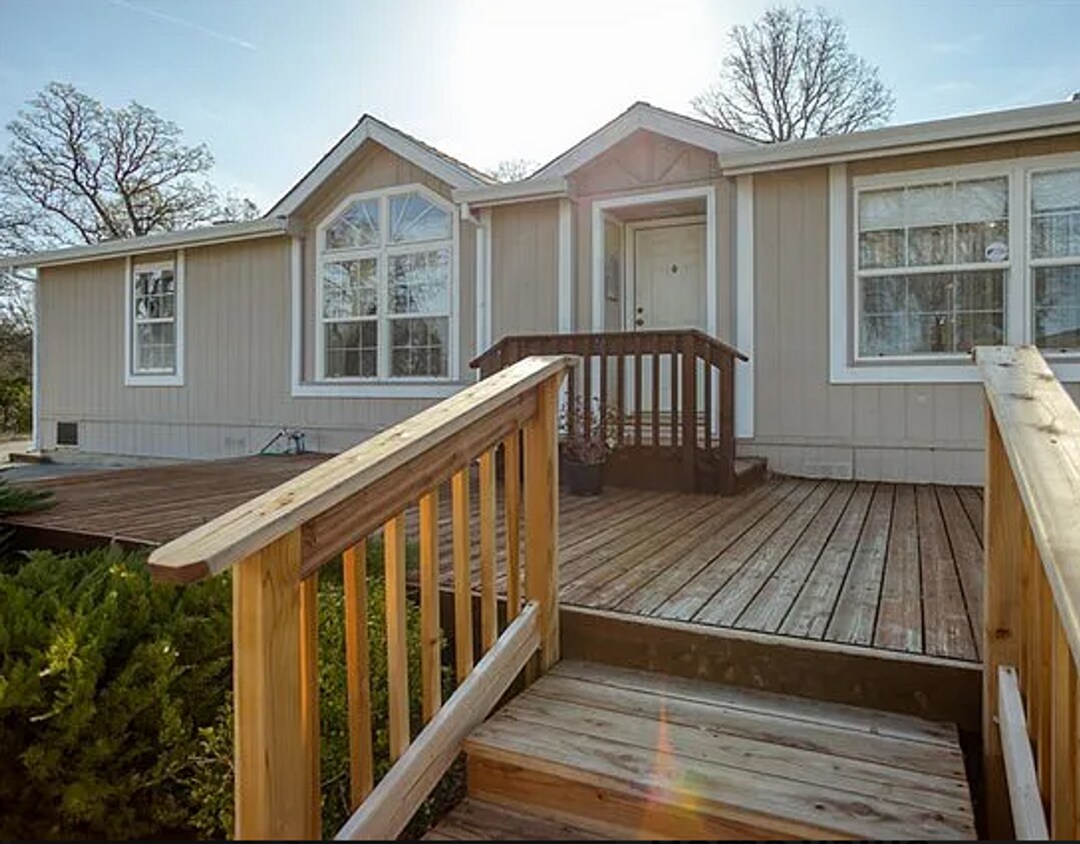 Primary Photo - 3 br, 2 bath House - 15150 State Hwy 36