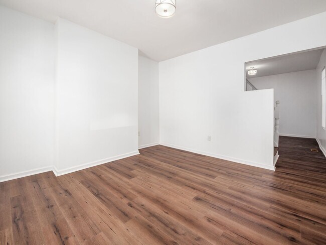 Building Photo - 186 Avondale Ave
