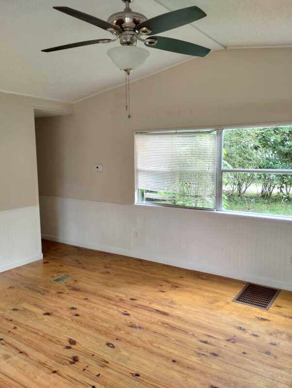 Foto del edificio - 5605 Wesconnett Blvd