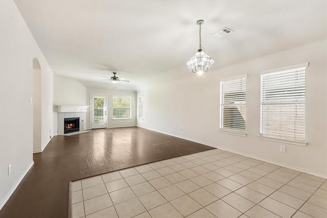 Foto del edificio - 4600 Leeds Dr