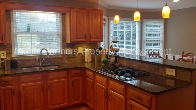 Foto del edificio - 1648 Walden Pond Rd