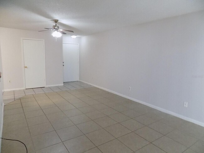 Foto del edificio - 3883 Atrium Drive Unit 102